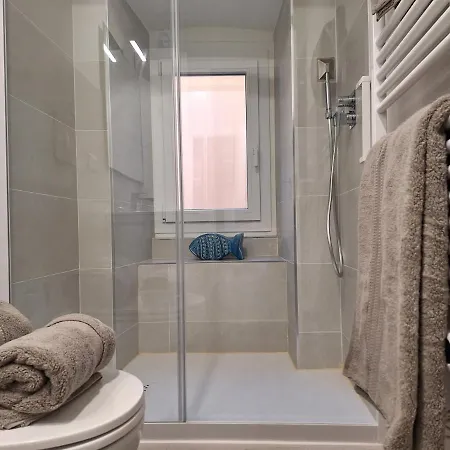 Dei Rolli Апартаменты Генуя