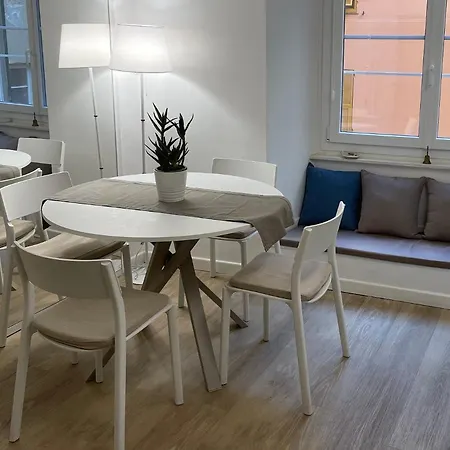 Dei Rolli Apartment