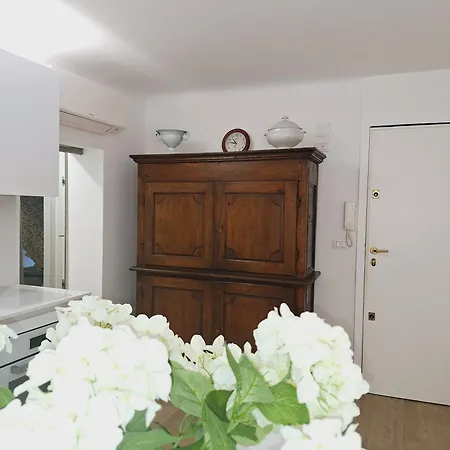 Apartment Dei Rolli